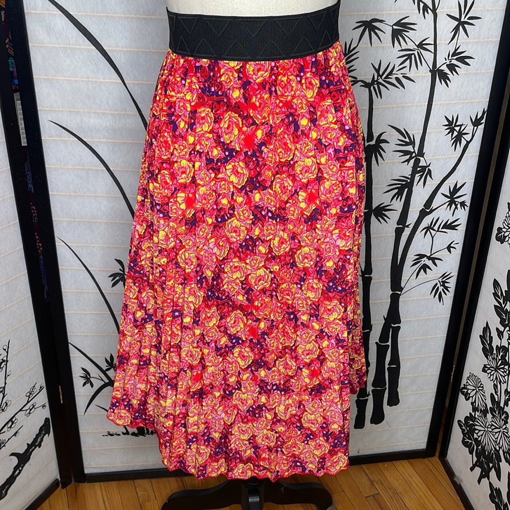 LuLaRoe Jill pleated skirt Lg
